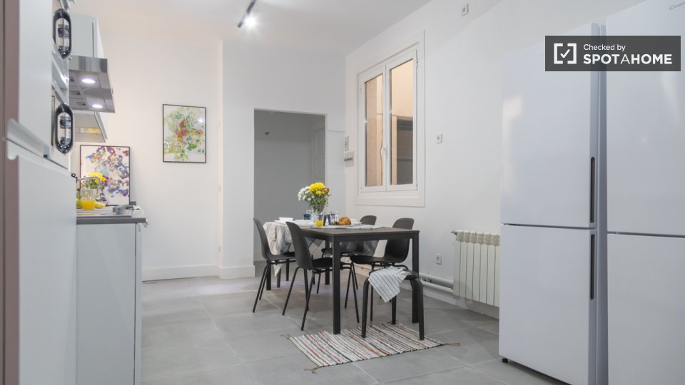 Double room Madrid, 10 beds — photo 1
