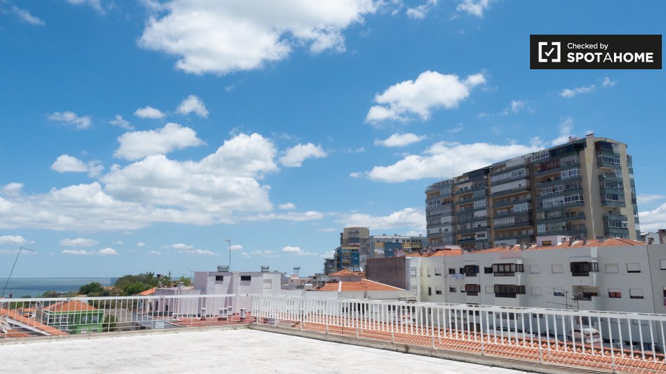 Apartment mono Lisbon, 50m² — photo 19