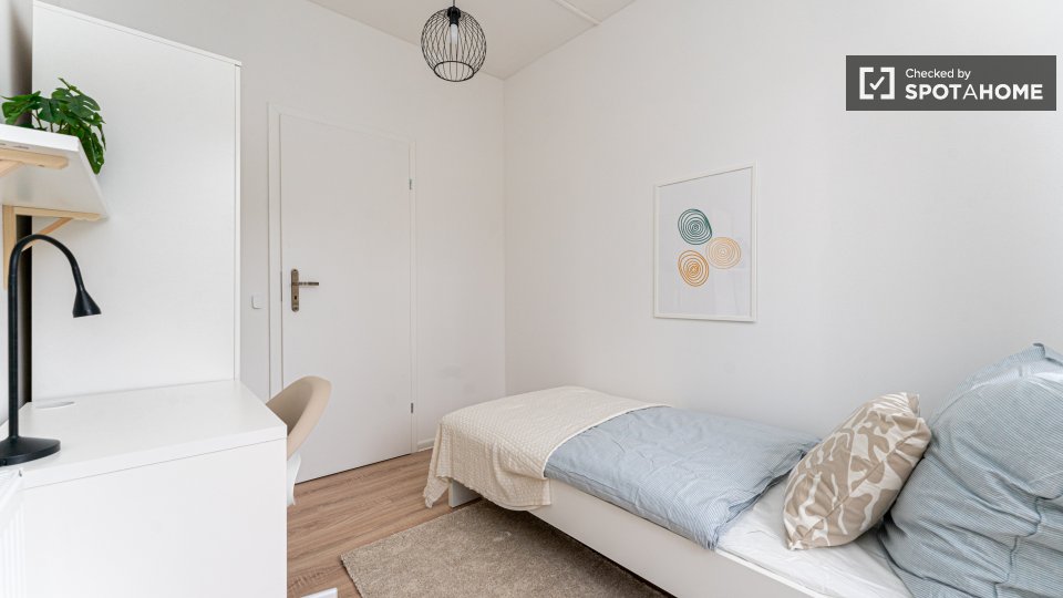 Double room Berlin, 4 beds, 55m² — photo 5