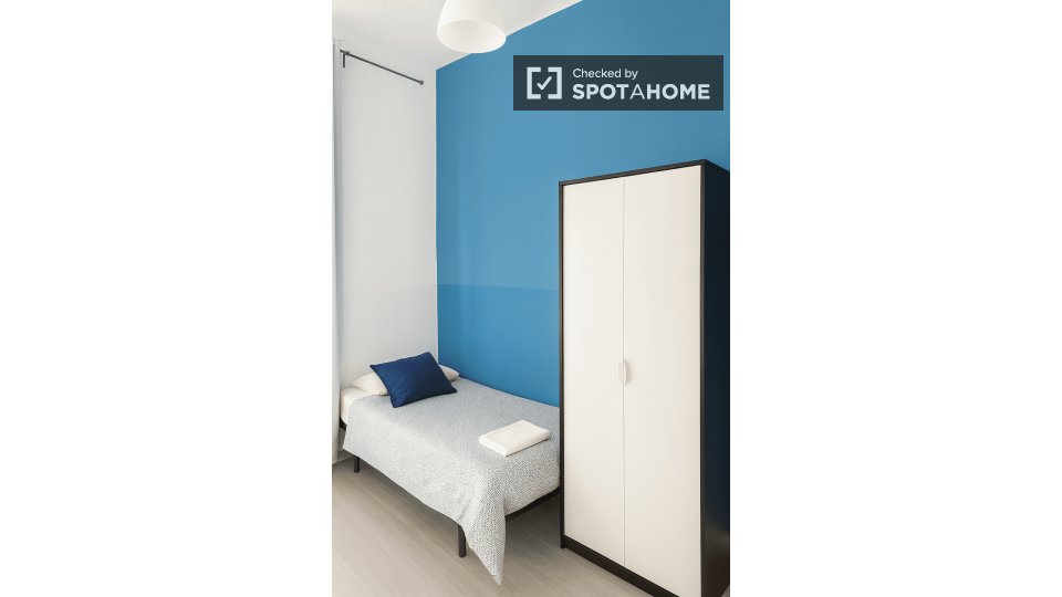 Double room Barcelona, 10 beds, 180m² — photo 40