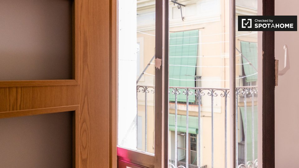 Double room Barcelona, 6 beds — photo 2