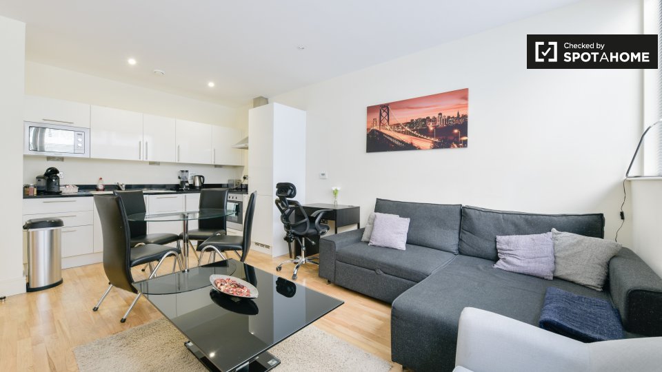 Apartment London, 1 bed — photo 1
