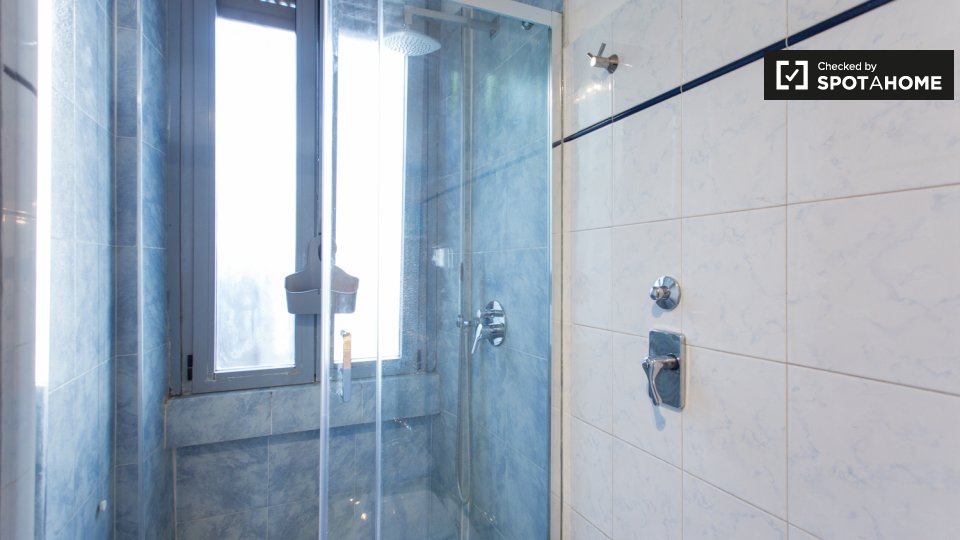 Double room Milan, 4 beds, 70m² — photo 8
