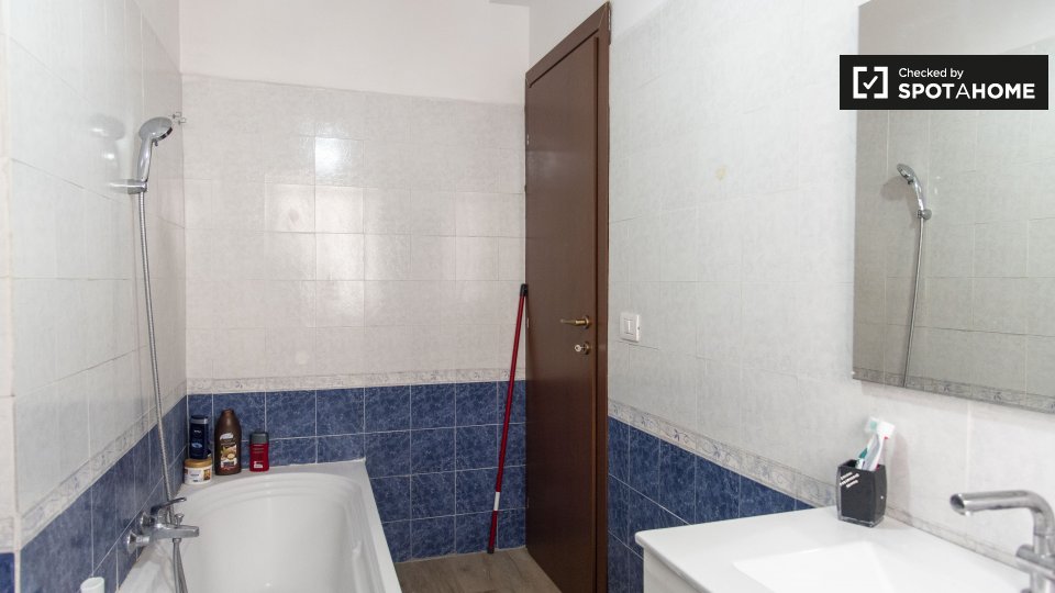 Camera doppia Roma, 6 camere — foto 16