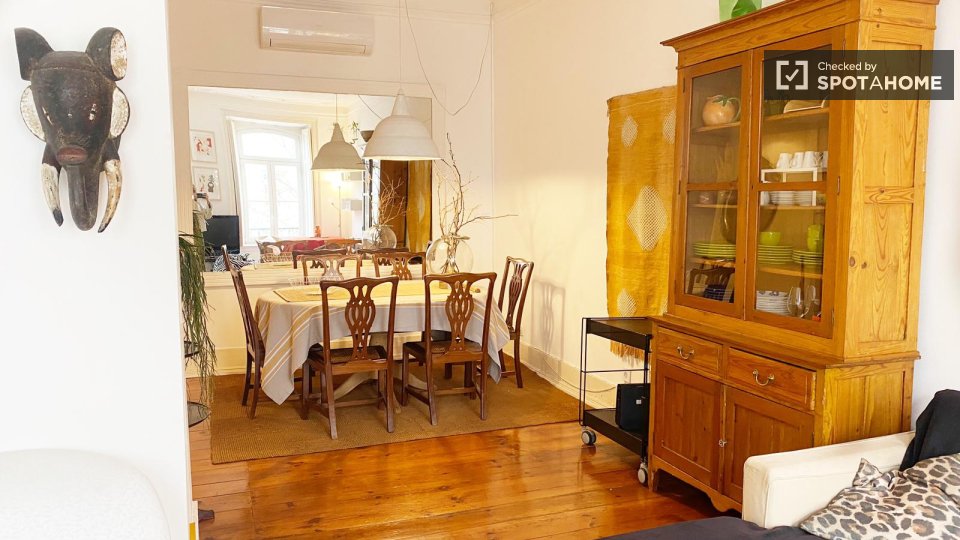 Apartment Lisbon, 1 bed, 95m² — photo 26