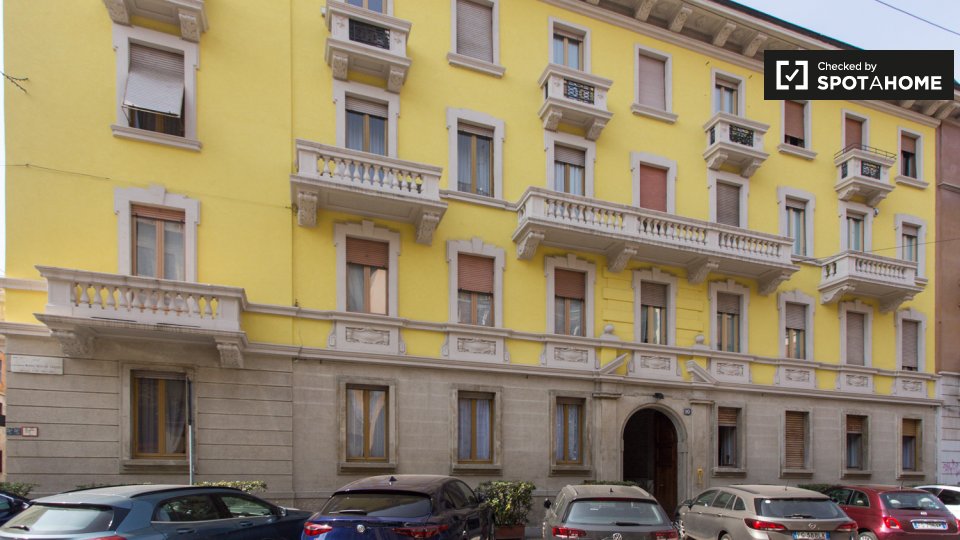 Double room Milan, 3 beds, 90m² — photo 21