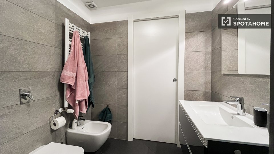 Apartment Milan, 1 bed, 65m² — photo 14