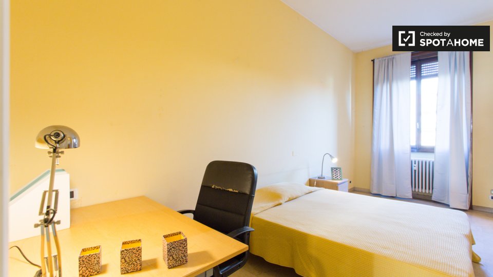 Double room Milan, 5 beds — photo 2