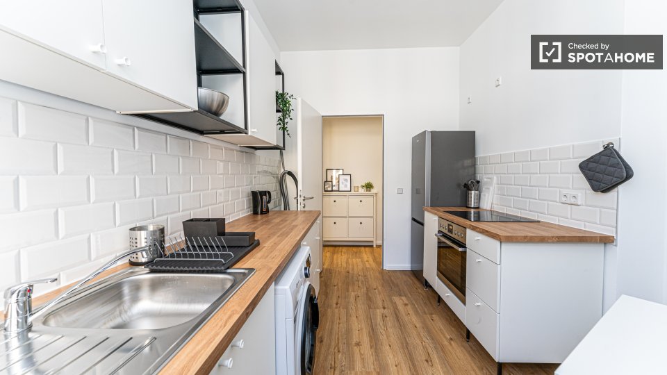 Double room Berlin, 4 beds, 60m² — photo 1