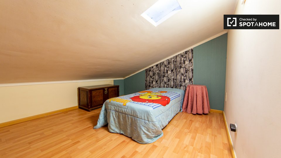 Double room Lisbon, 9 beds — photo 3