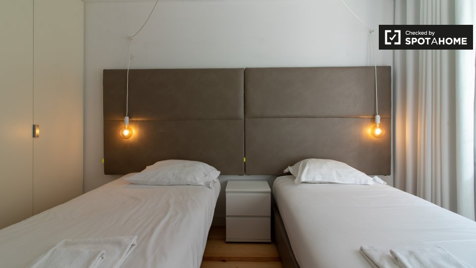 Apartment Lisbon, 2 beds — photo 12
