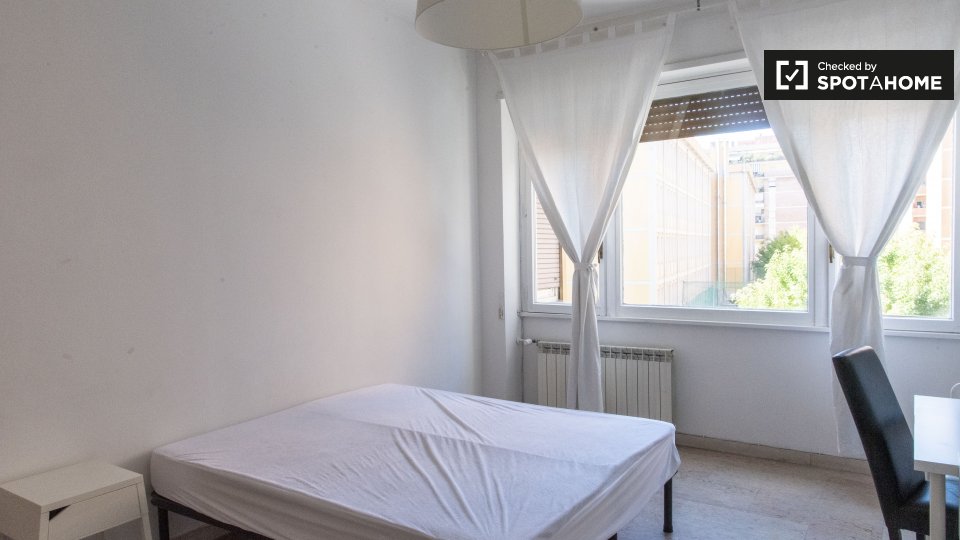 Double room Rome, 5 beds, 140m² — photo 4