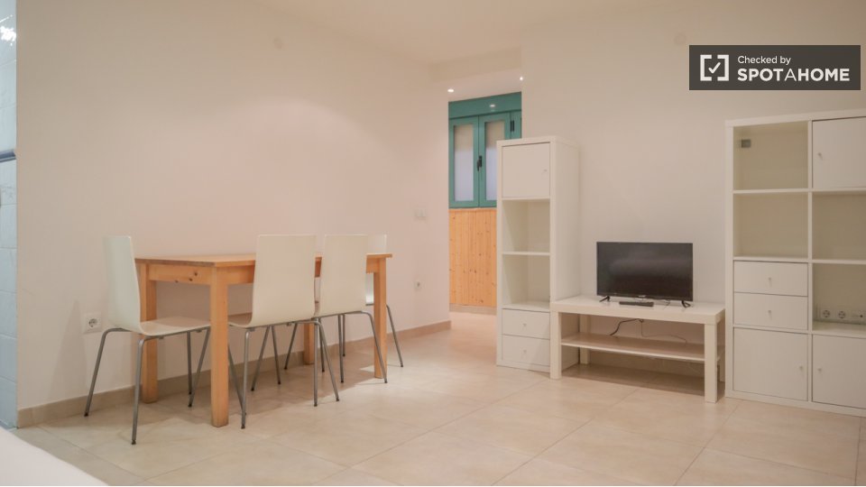 Apartment Madrid, 1 bed — photo 2