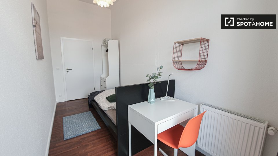Double room Berlin, 6 beds — photo 3