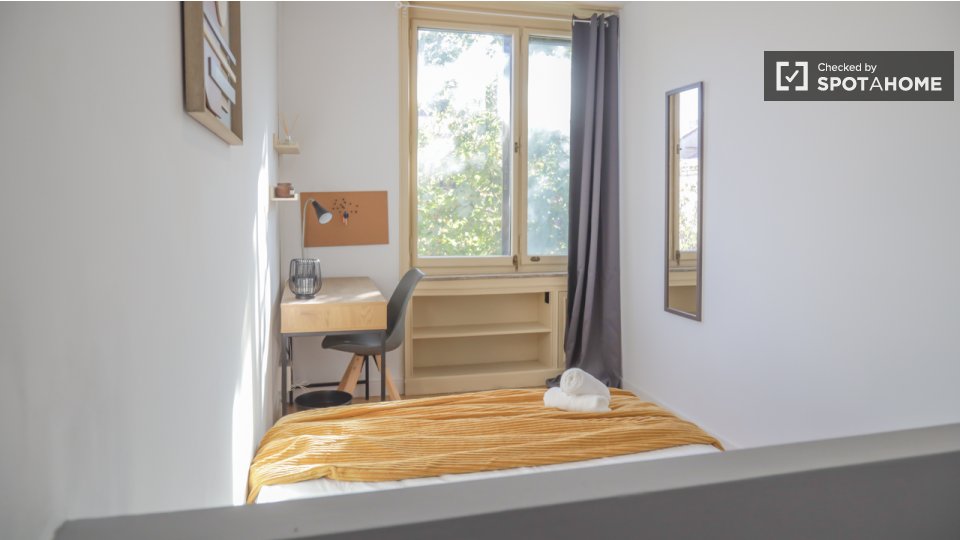 Double room Madrid, 18 beds — photo 8