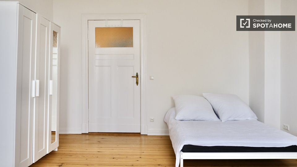 Double room Berlin, 4 beds, 115m² — photo 5