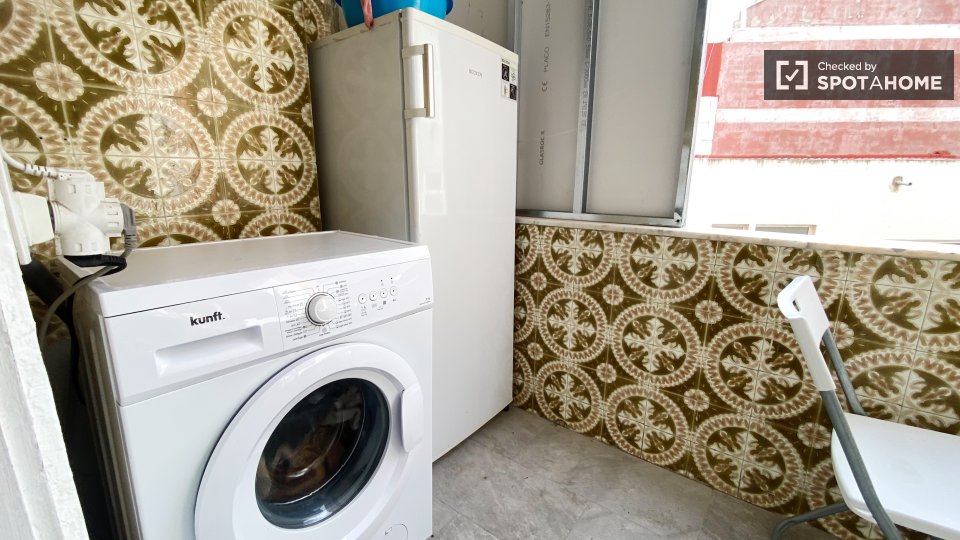 Double room Lisbon, 7 beds — photo 19