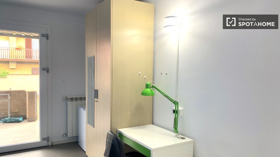 Double room Rome, 4 beds — photo 5