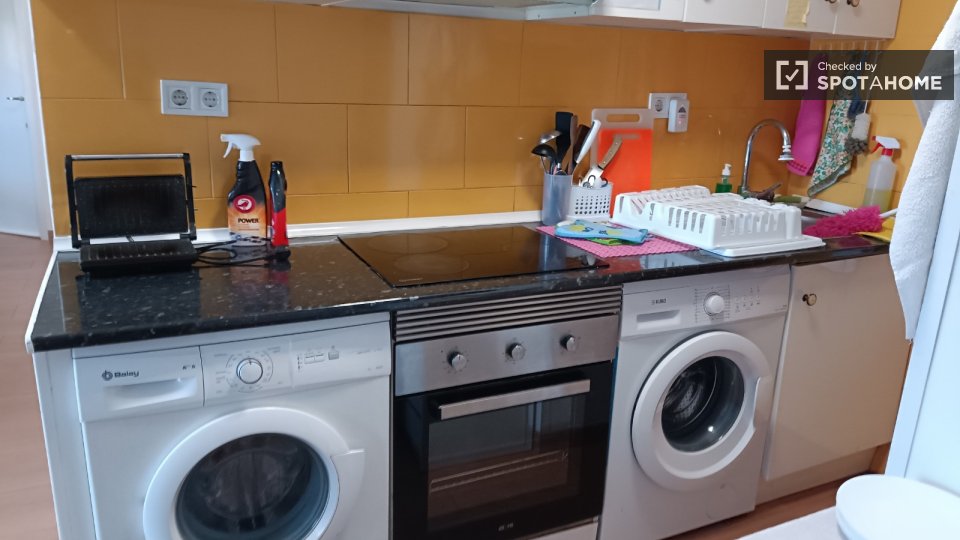 Double room Madrid, 5 beds, 120m² — photo 69