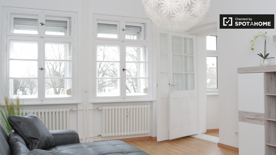 Apartment Berlin, 1 bed, 71m² — photo 1