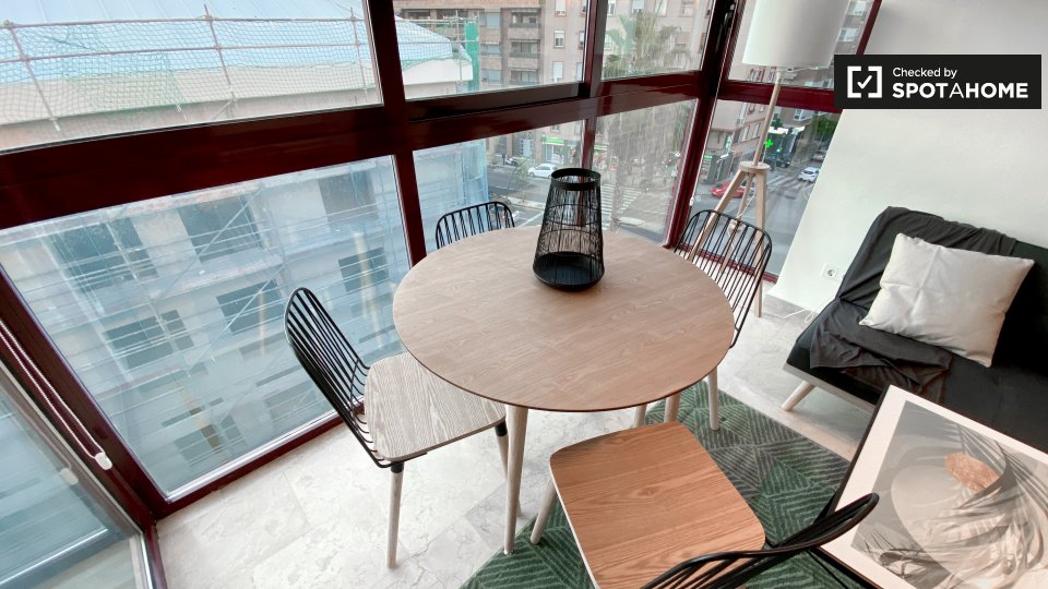 Apartment Valencia, 1 bed, 55m² — photo 3