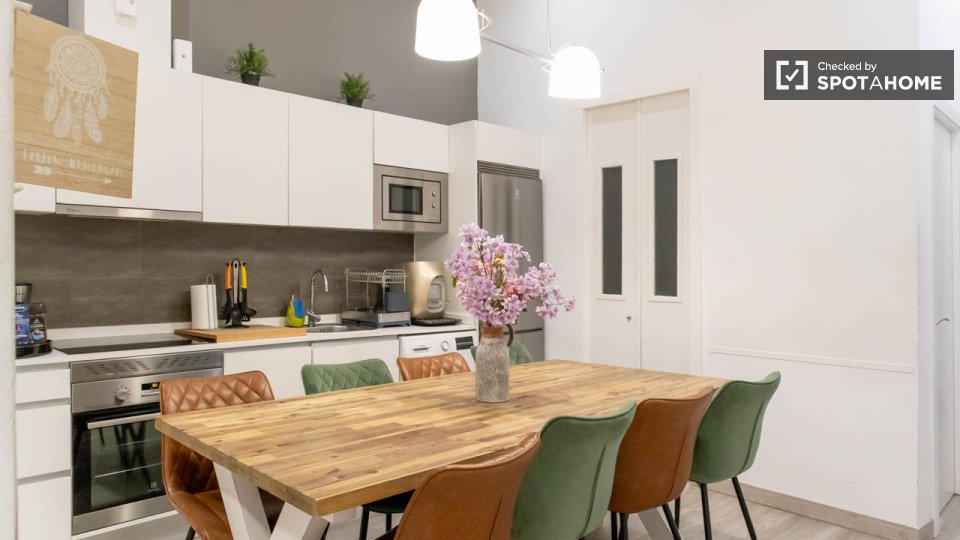 Apartment Madrid, 5 beds, 112m² — photo 34