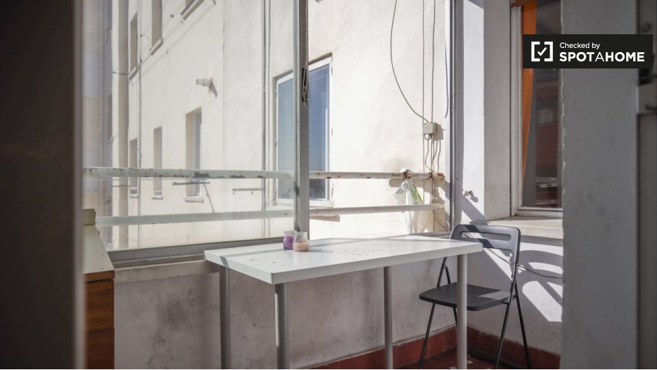 Double room Madrid, 6 beds, 200m² — photo 8