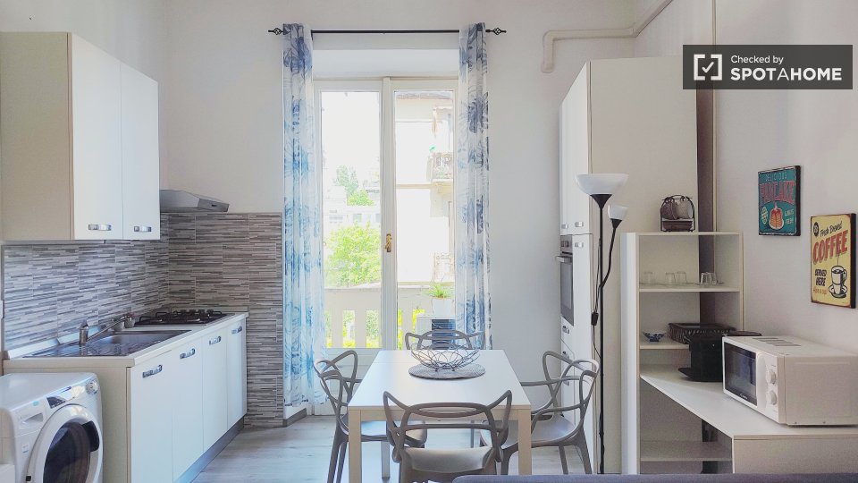 Apartment Milan, 2 beds, 60m² — photo 9