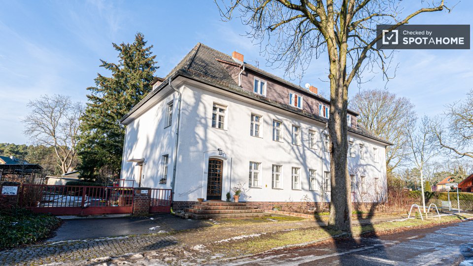 Double room Berlin, 9 beds, 135m² — photo 19