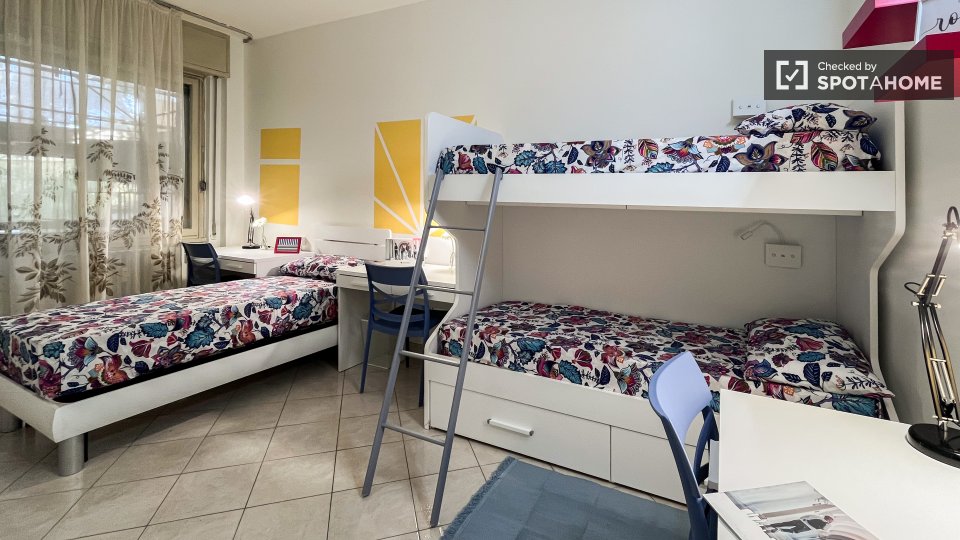 Double room Milan, 5 beds — photo 5