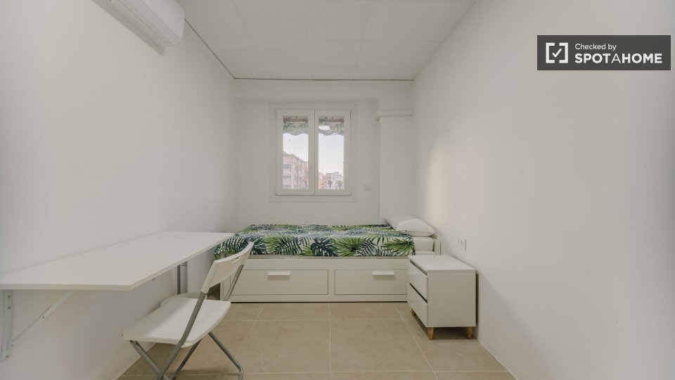 Double room Valencia, 4 beds — photo 5