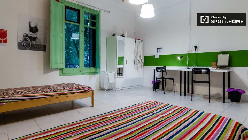 Double room Barcelona, 12 beds — photo 3