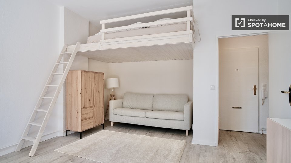 Apartment mono Berlin, 30m² — photo 2