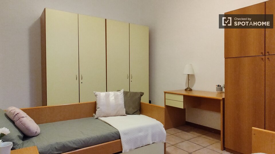 Apartment Milan, 1 bed — photo 2