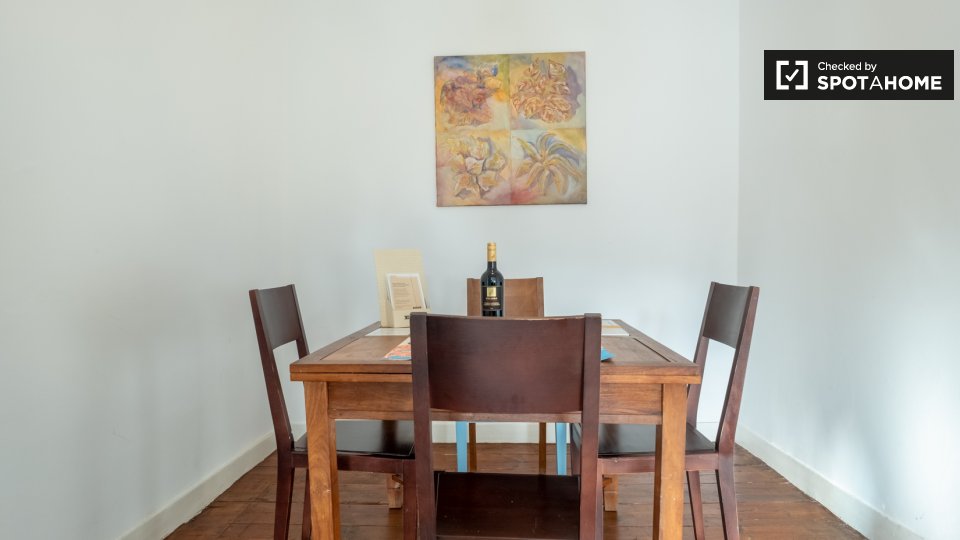 Apartment Lisbon, 1 bed — photo 4