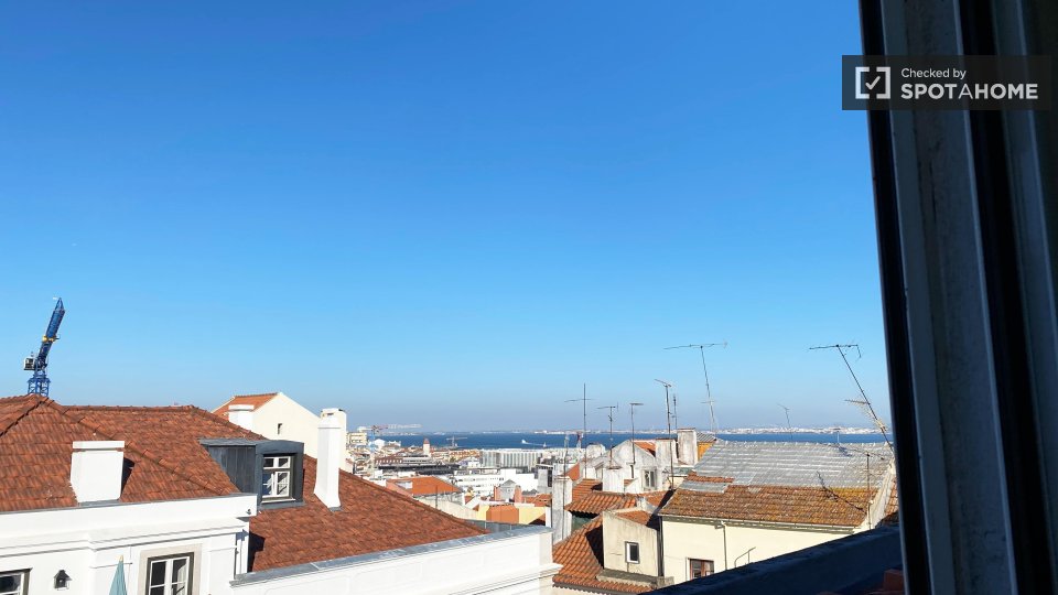 Apartment Lisbon, 1 bed — photo 26