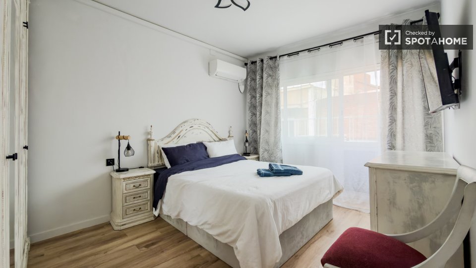 Apartment Barcelona, 3 beds, 67m² — photo 44