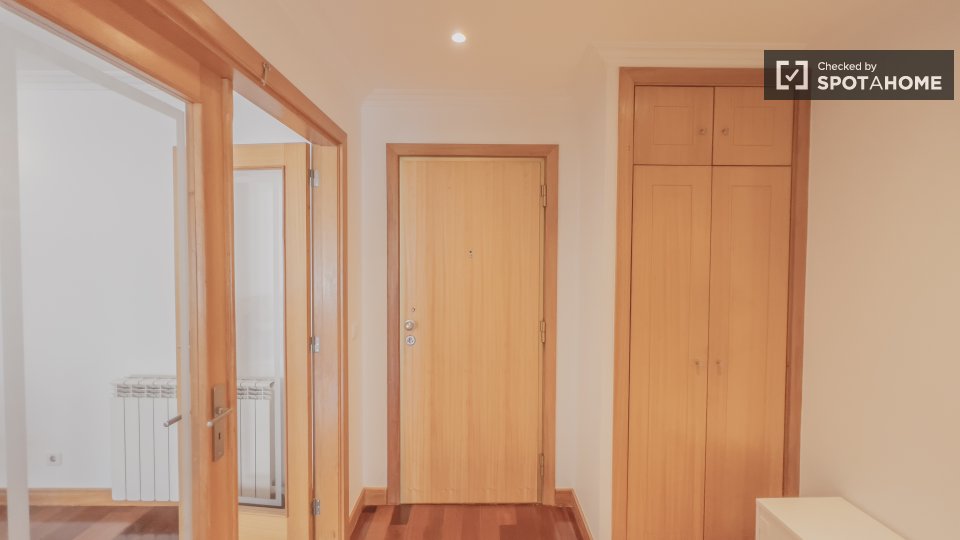 Apartment Porto, 2 beds, 74m² — photo 6