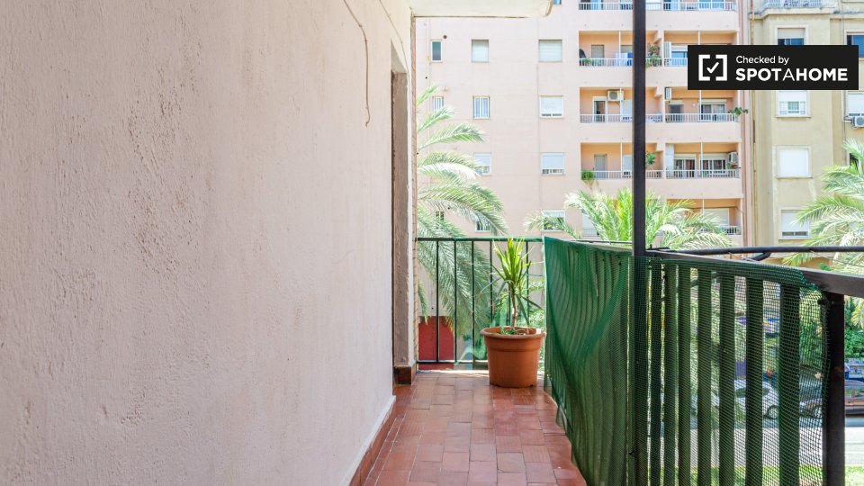 Double room Valencia, 4 beds, 110m² — photo 6
