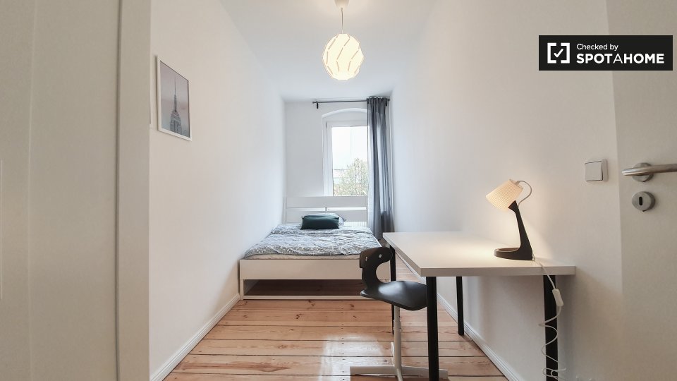 Double room Berlin, 3 beds — photo 3