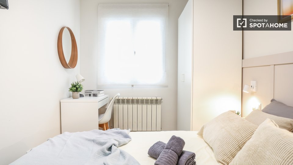 Double room Madrid, 4 beds — photo 32