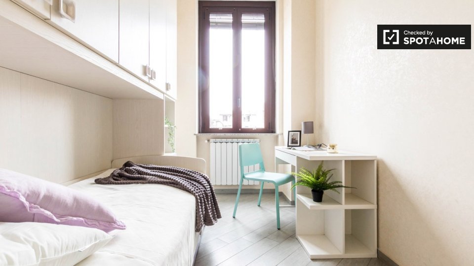Double room Milan, 2 beds, 60m² — photo 1