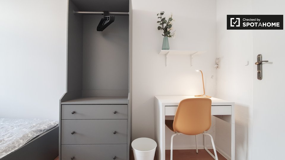 Double room Berlin, 4 beds — photo 10