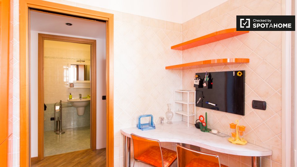 Apartment Milan, 1 bed — photo 8