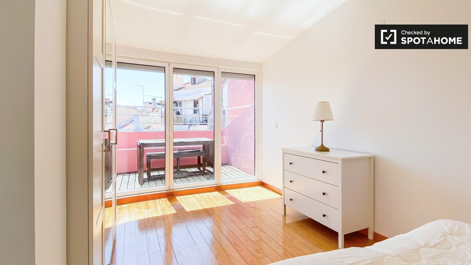 Apartment Lisbon, 1 bed, 40m² — photo 11