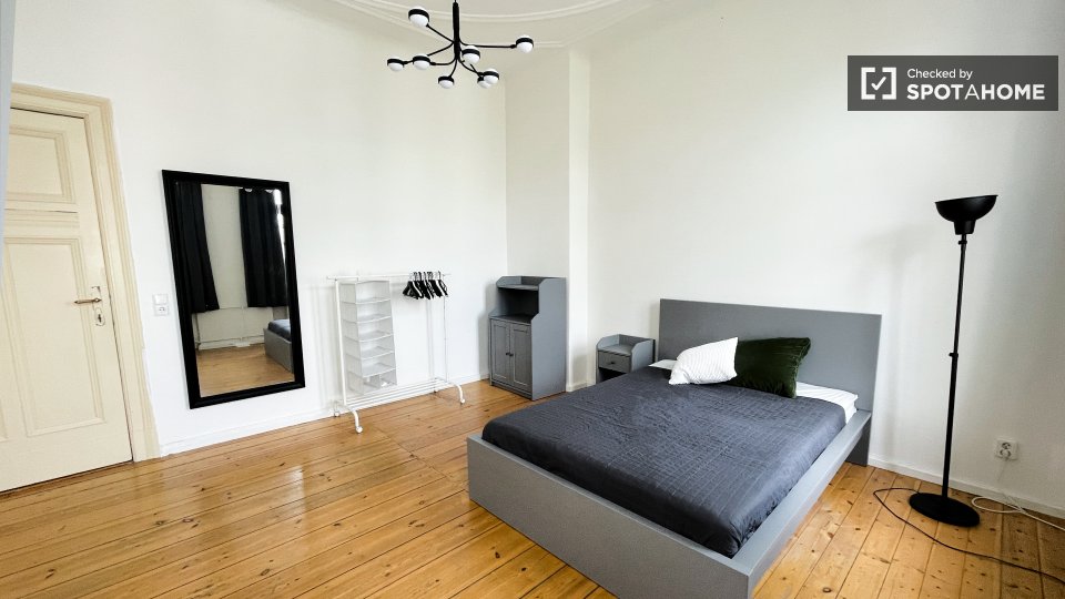 Double room Berlin, 3 beds — photo 1