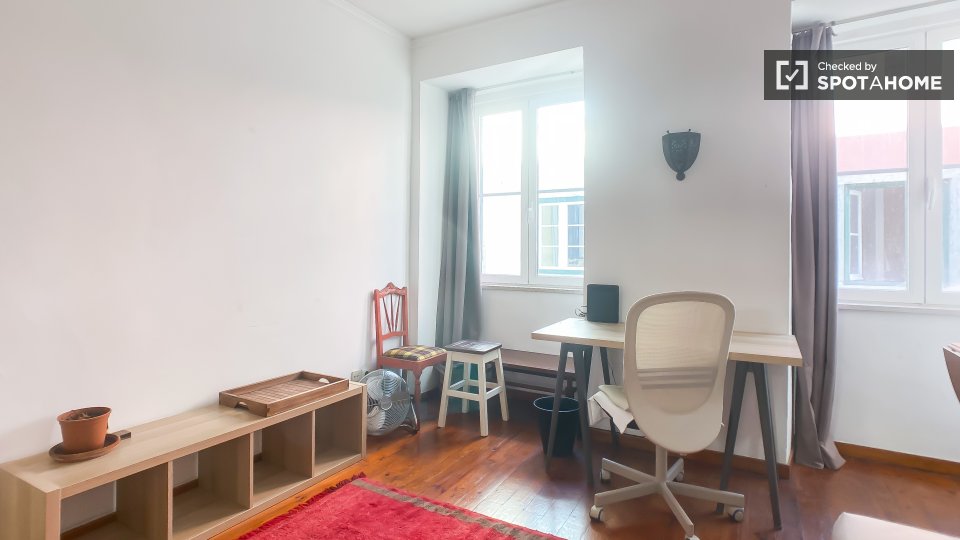 Apartment Lisbon, 1 bed, 65m² — photo 5