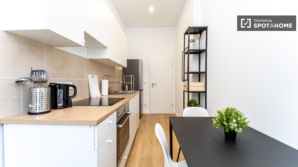 Double room Berlin, 4 beds, 57m² — photo 6