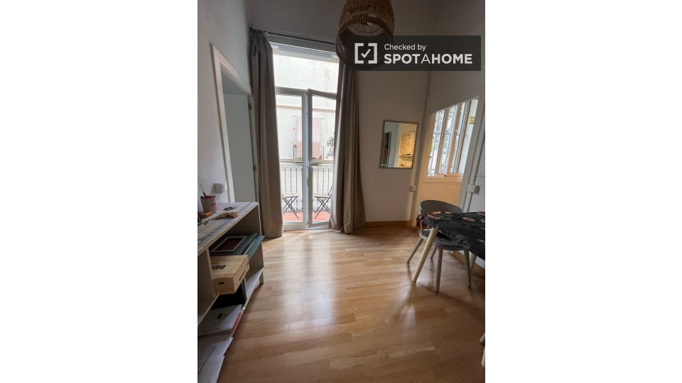 Apartment Barcelona, 1 bed, 36m² — photo 40