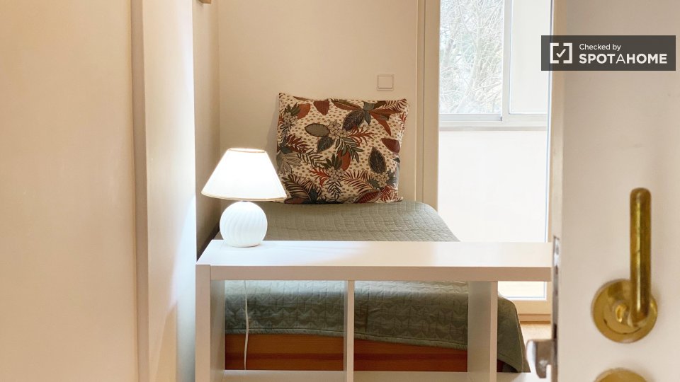 Apartment Lisbon, 2 beds — photo 23